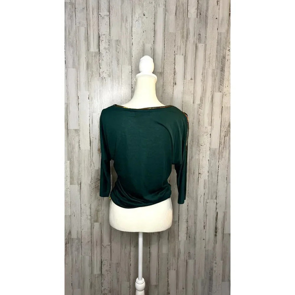 NWT Jessica Simpson Womens XS Green 3/4 Sleeve Blouse Gold Trim Shoulder Cut Out - Picture 3 of 6